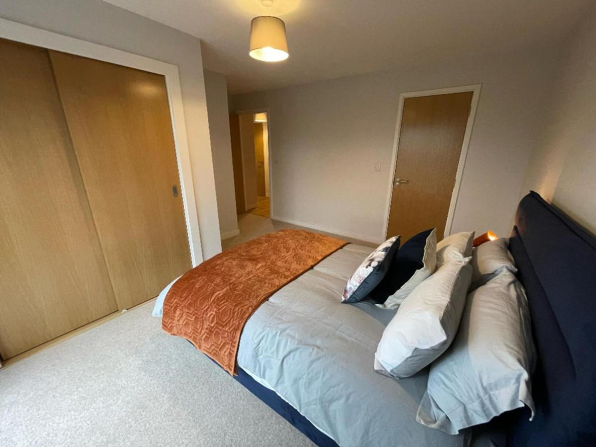 Stunning 2-Bed Apartment In Bristol With Parking Exterior foto