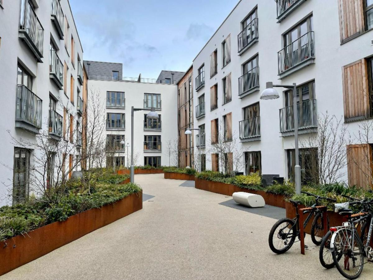 Stunning 2-Bed Apartment In Bristol With Parking Exterior foto